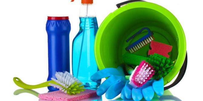 Produk Kebersihan Untuk Kamar Mandi